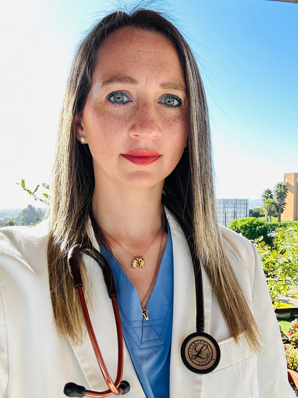 Dra. Nahir Abras — Médica Estética